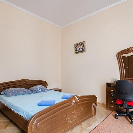 Leogrand Apartments Teodora 3 リヴィウ エクステリア 写真