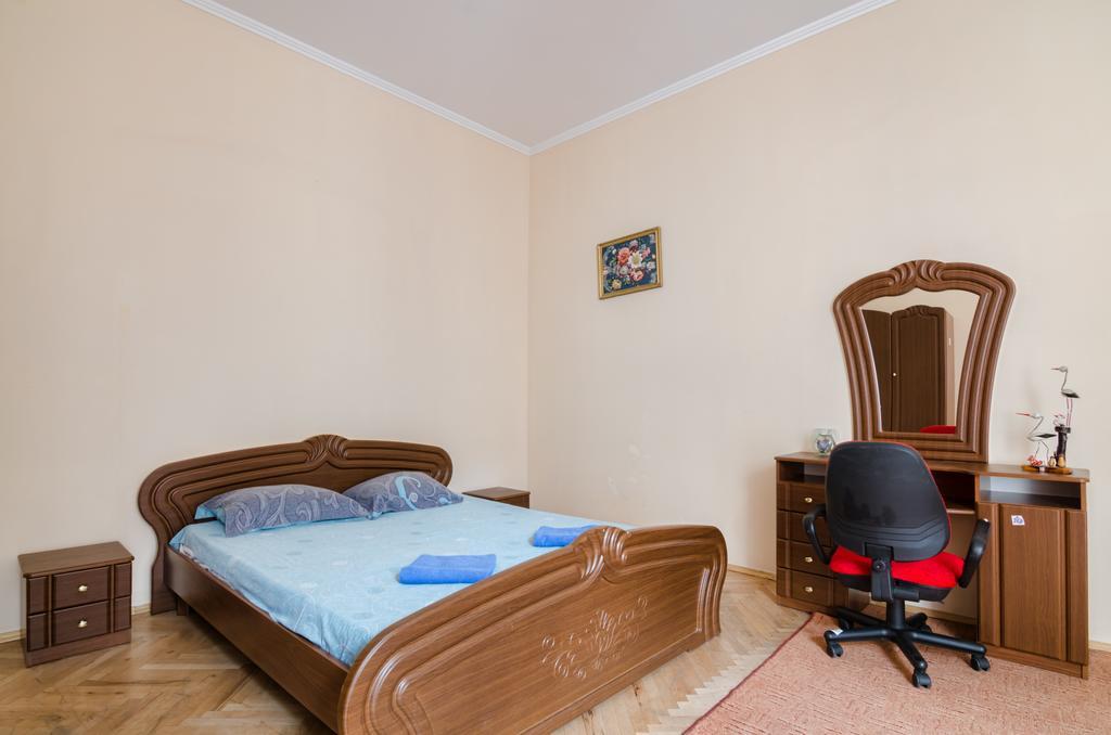 Leogrand Apartments Teodora 3 リヴィウ エクステリア 写真