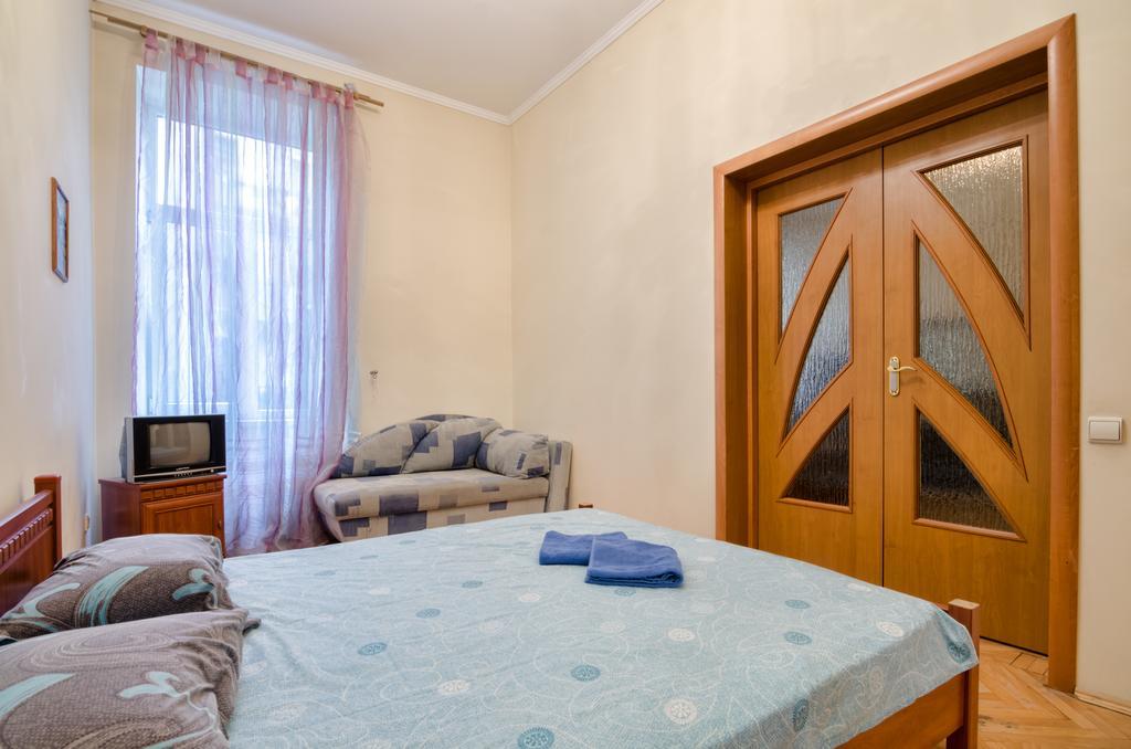 Leogrand Apartments Teodora 3 リヴィウ エクステリア 写真