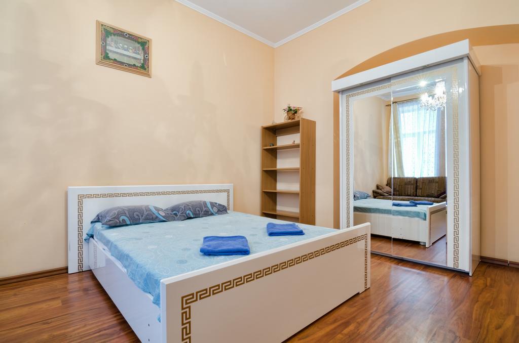 Leogrand Apartments Teodora 3 リヴィウ エクステリア 写真