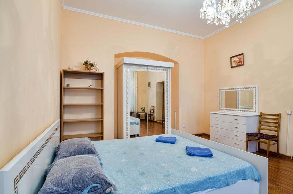 Leogrand Apartments Teodora 3 リヴィウ エクステリア 写真